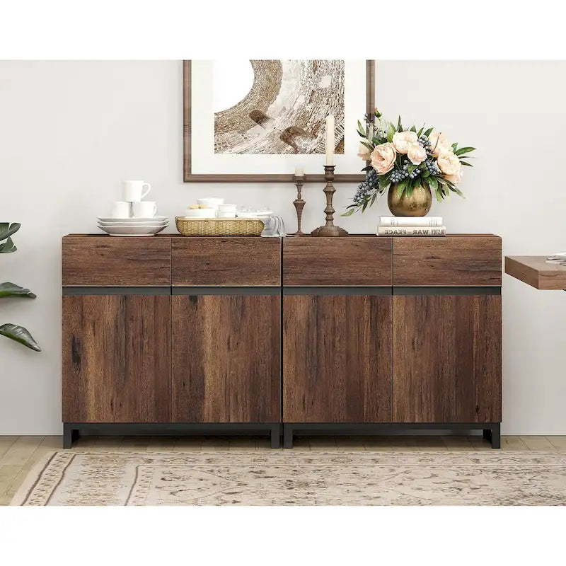 Credenza moderna a buffet con ripiani regolabili, tavolino da caffè per sala da pranzo
