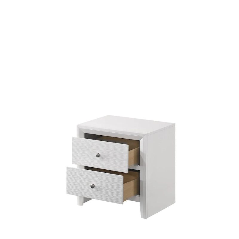 Camera da letto 4 pezzi con pannelli bianchi - Letto, comò, specchio e comodino